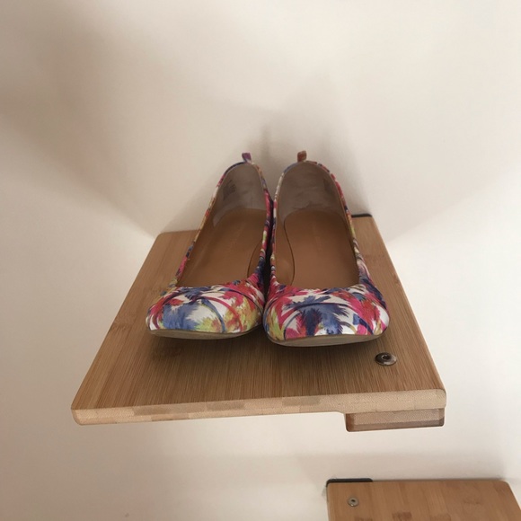 Audrey Brooke Newport Flats - Picture 5 of 8